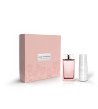 Femme Naturelle Rose